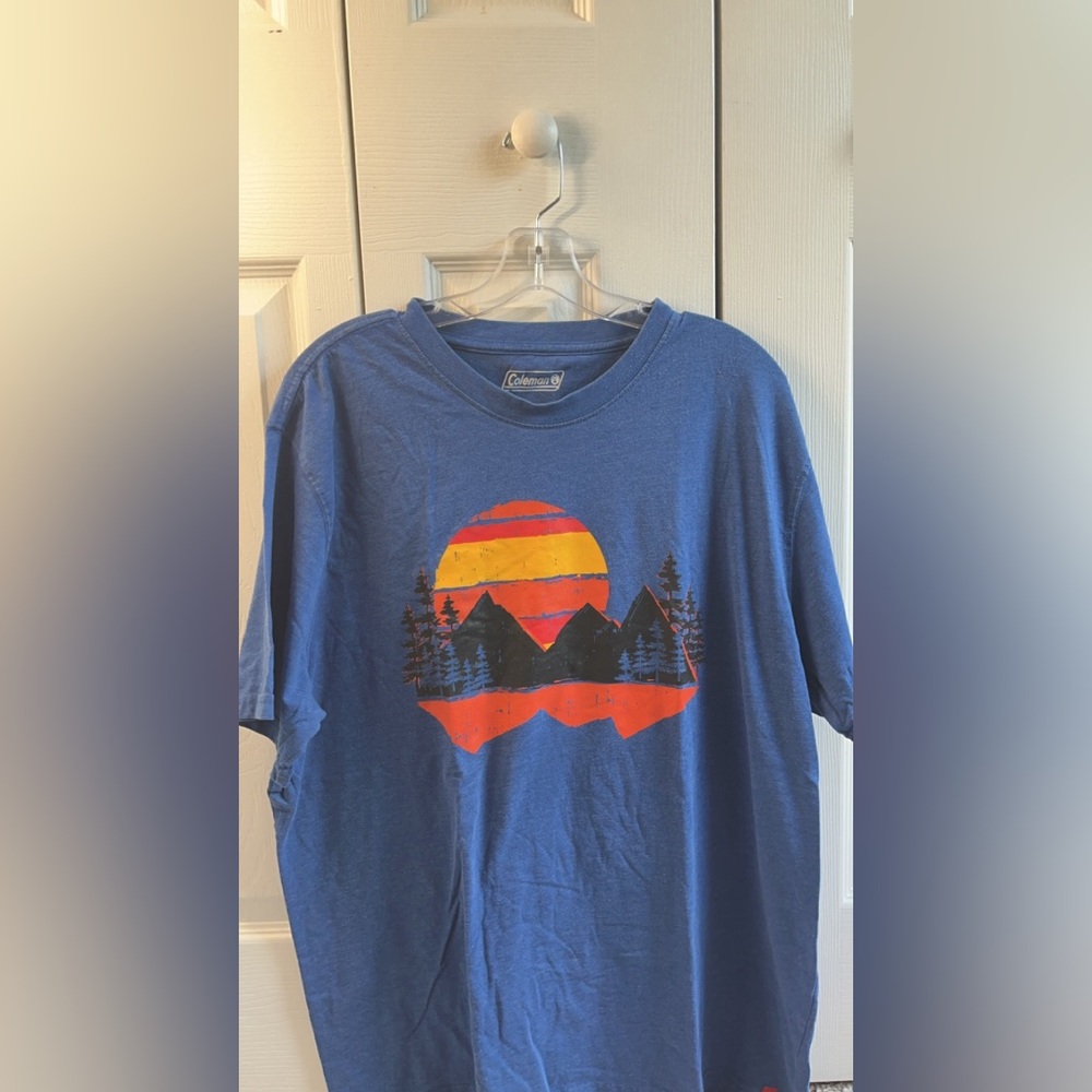 Mountain Graphic Tshirt